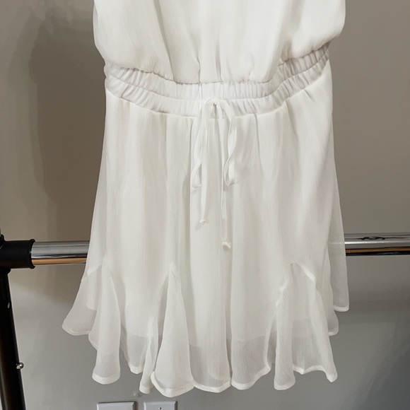 Francescas White Romper - Picture 3 of 5